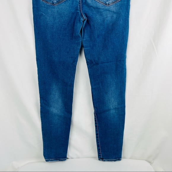 American Eagle Outfitters Next Level Stretch Hi Rise Jegging Light Wash Size 10 - Picture 9 of 16